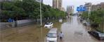 南京遭遇強(qiáng)降雨 多地受淹交通受阻